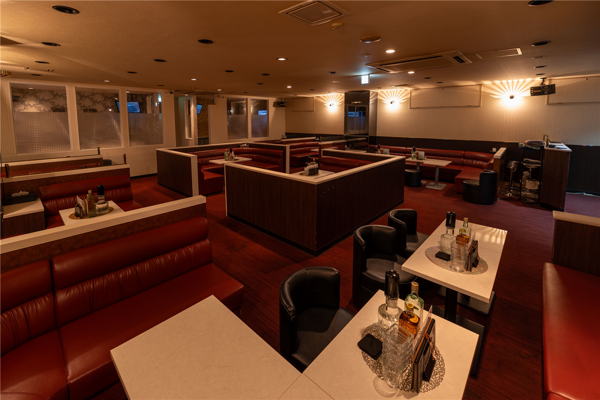 AMATERAS 店内フロア