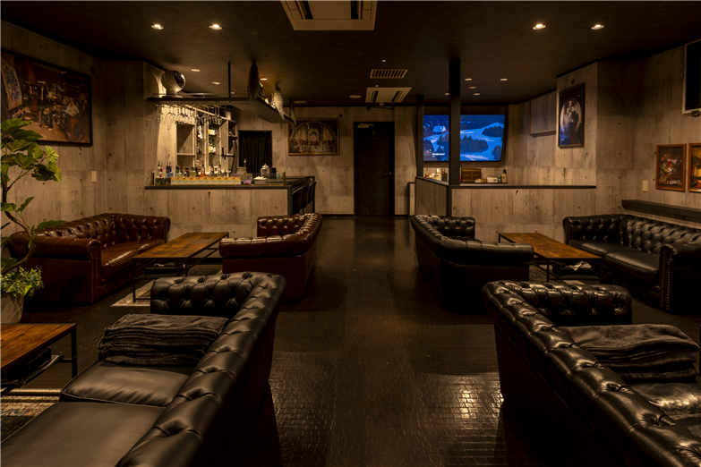 SHISHA LOUNGE CHILL'S 店内フロア